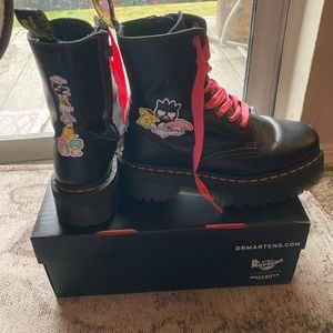 LE Dr martens/hello kitty platform boots